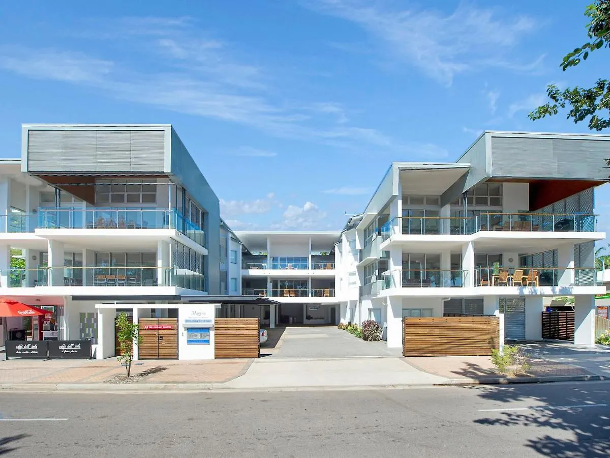 Maggies Beachfront Apartment 5 Horseshoe Bay